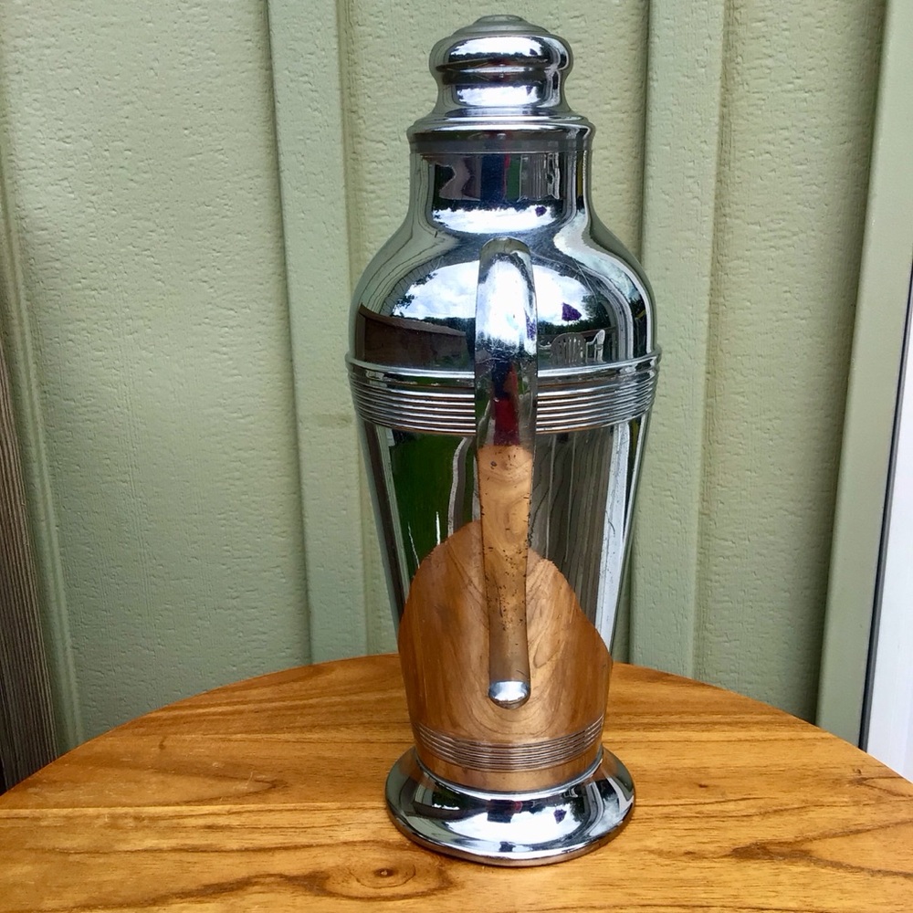 Vintage Stainless Chrome MCM Cocktail Shaker Pitcher with Goblets - Picture 3 of 13